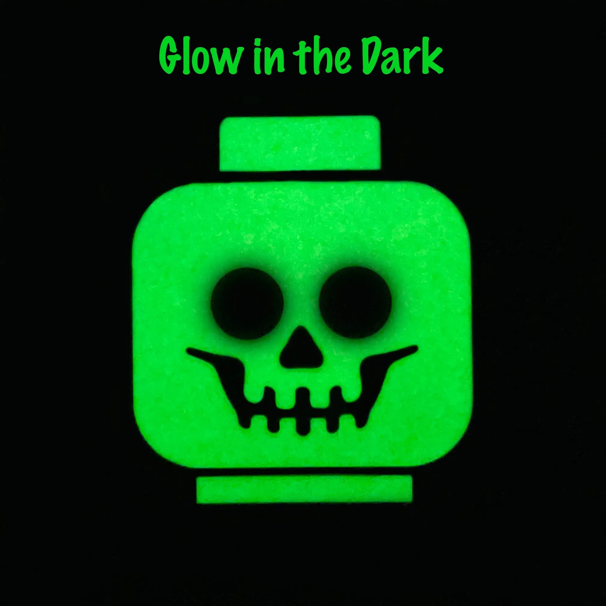 LEGO Minifigures Bag Tag - Skeleton Head Glow in the Dark (53648) IQ Hong Kong, Ltd.