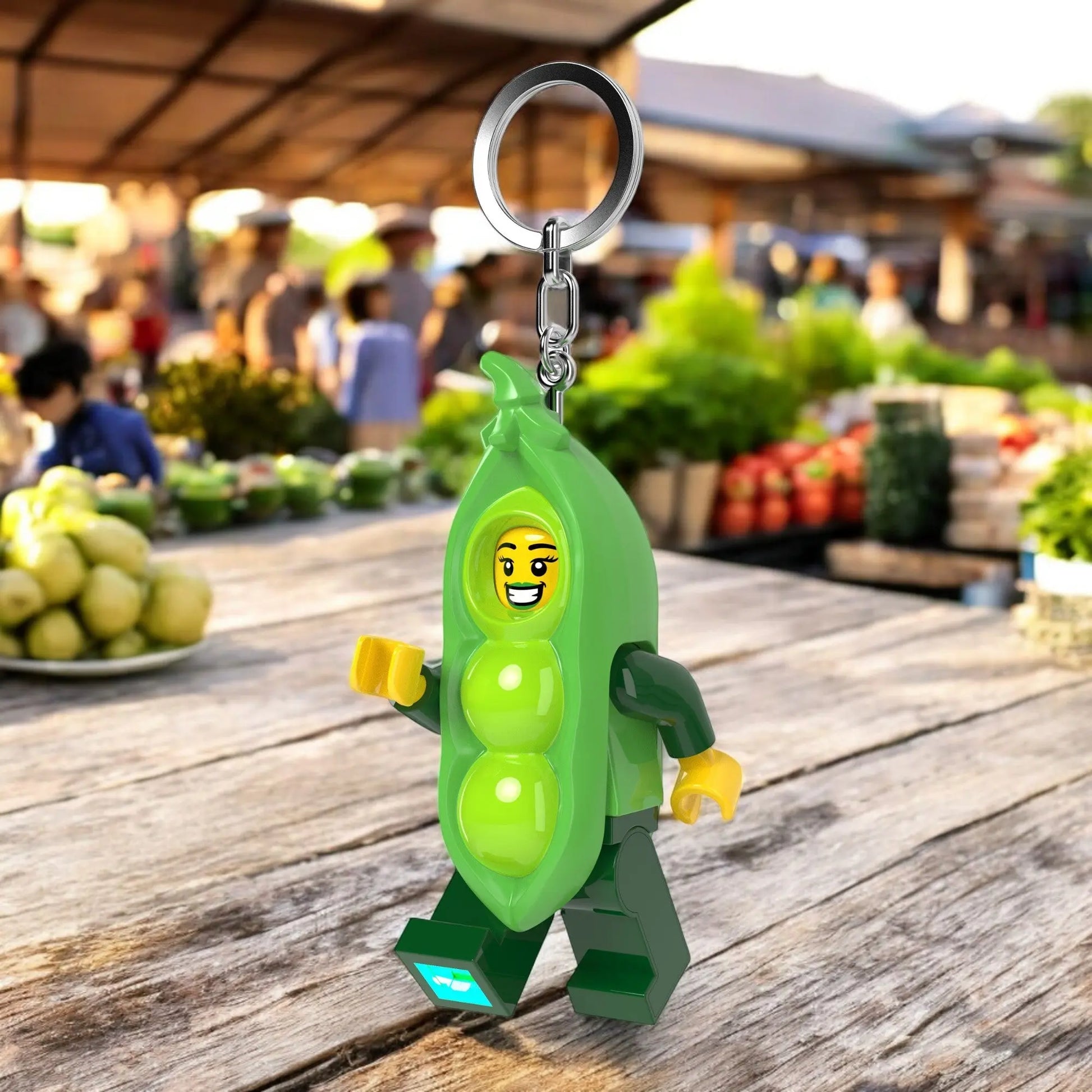 LEGO Minifigures Large Keychain Light - Peapod Girl (KE241H) IQ Hong Kong, Ltd.