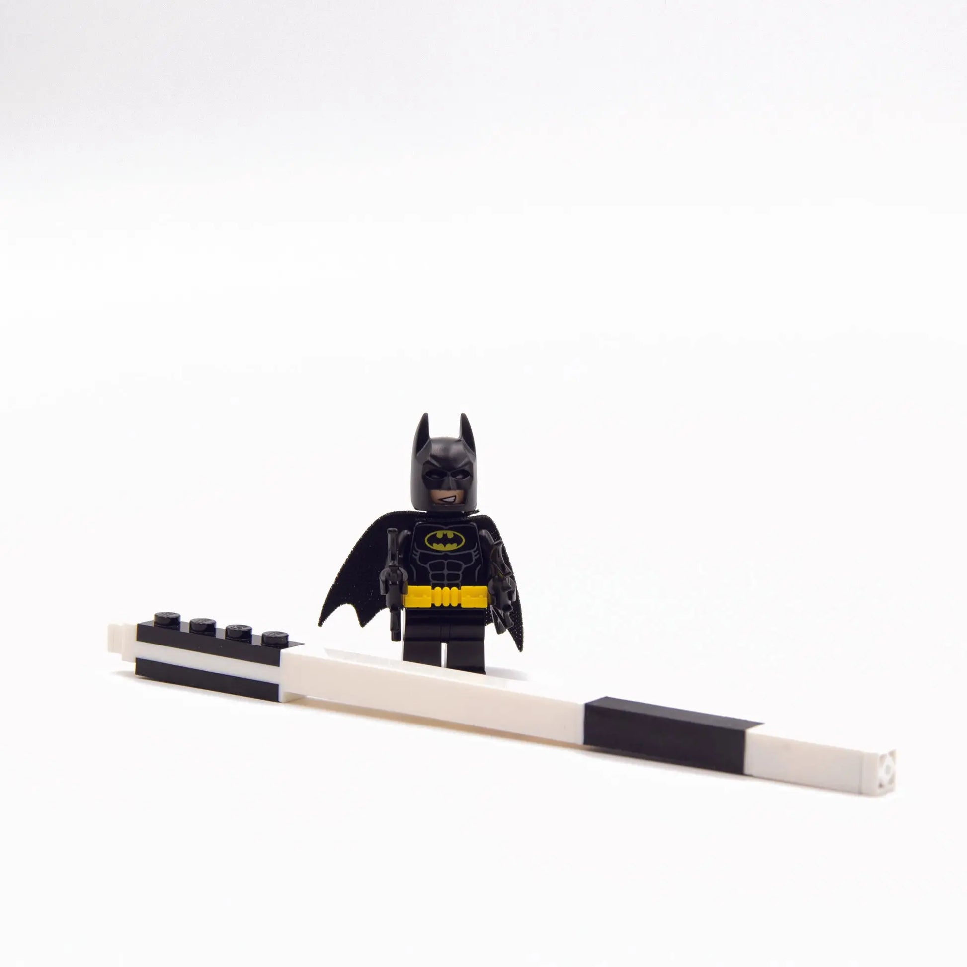 LEGO DC Pen Pal Gel Pen with Minifigure - Batman (52864) IQ Hong Kong, Ltd.
