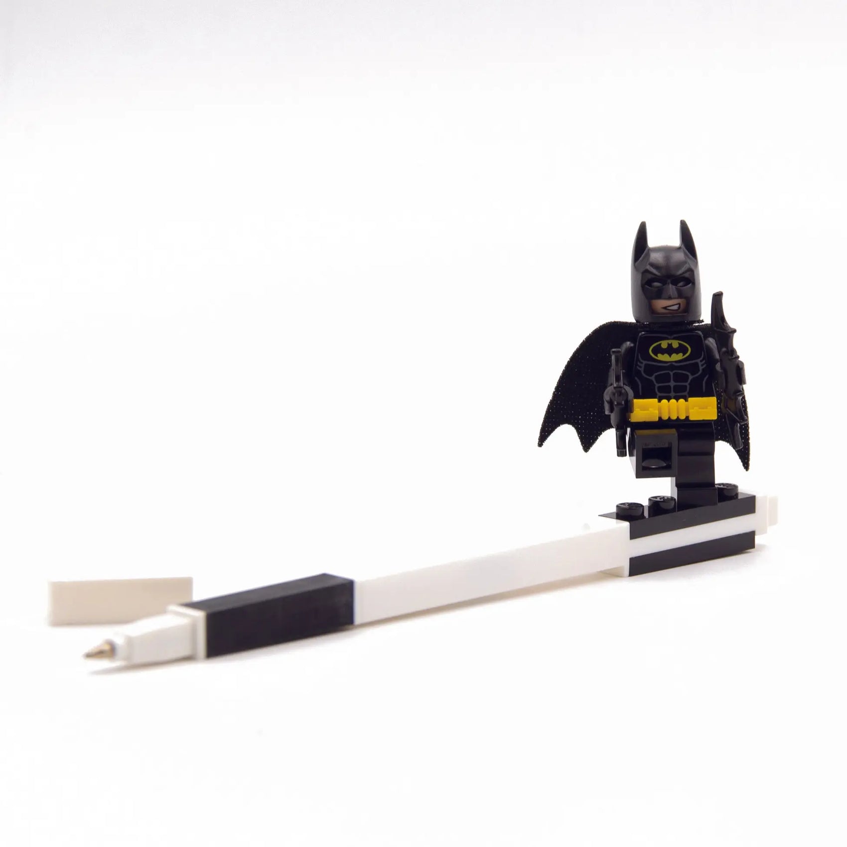 LEGO DC Pen Pal Gel Pen with Minifigure - Batman (52864) IQ Hong Kong, Ltd.