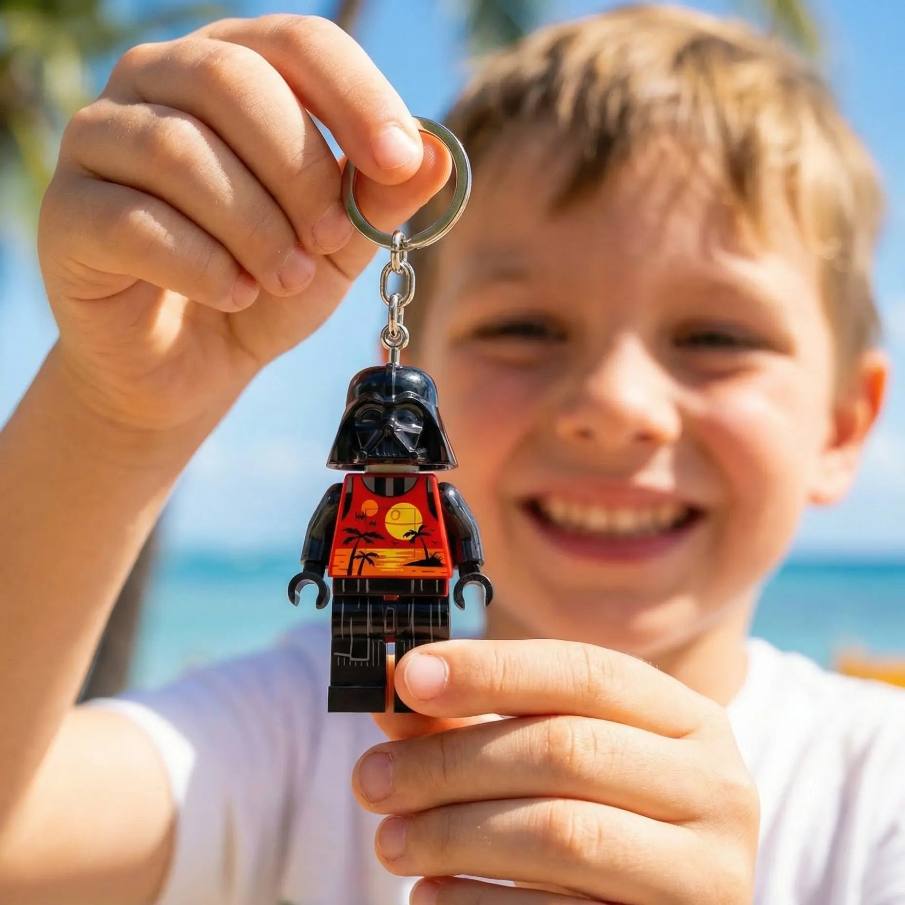 LEGO® Star Wars™ Key Light - Darth Vader™ Vacation (KE249H) 