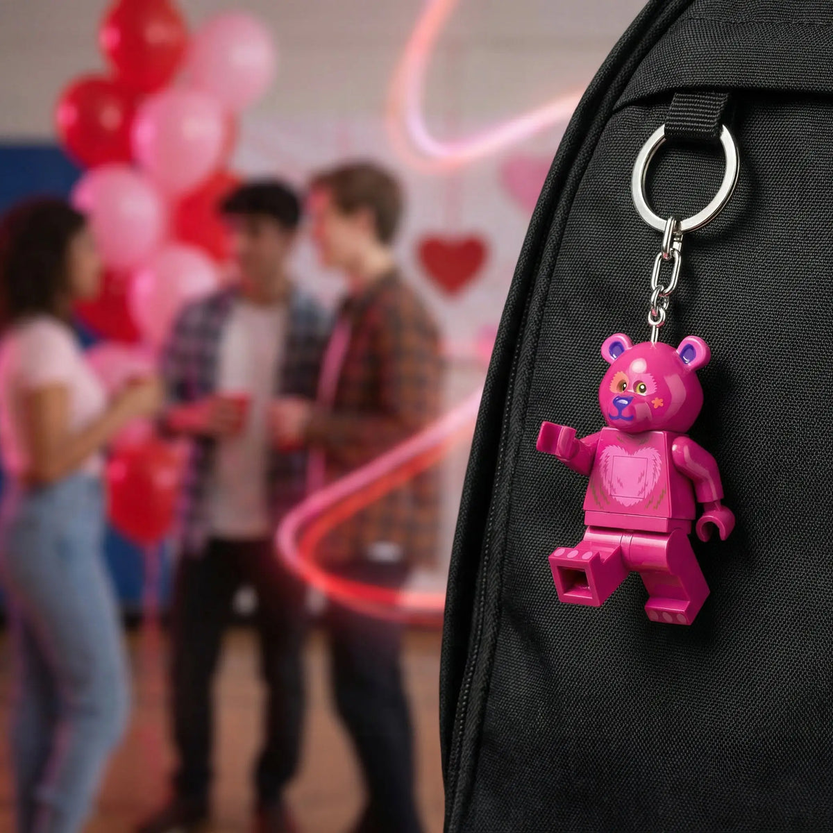 LEGO® Keychain Light - Love Bear 