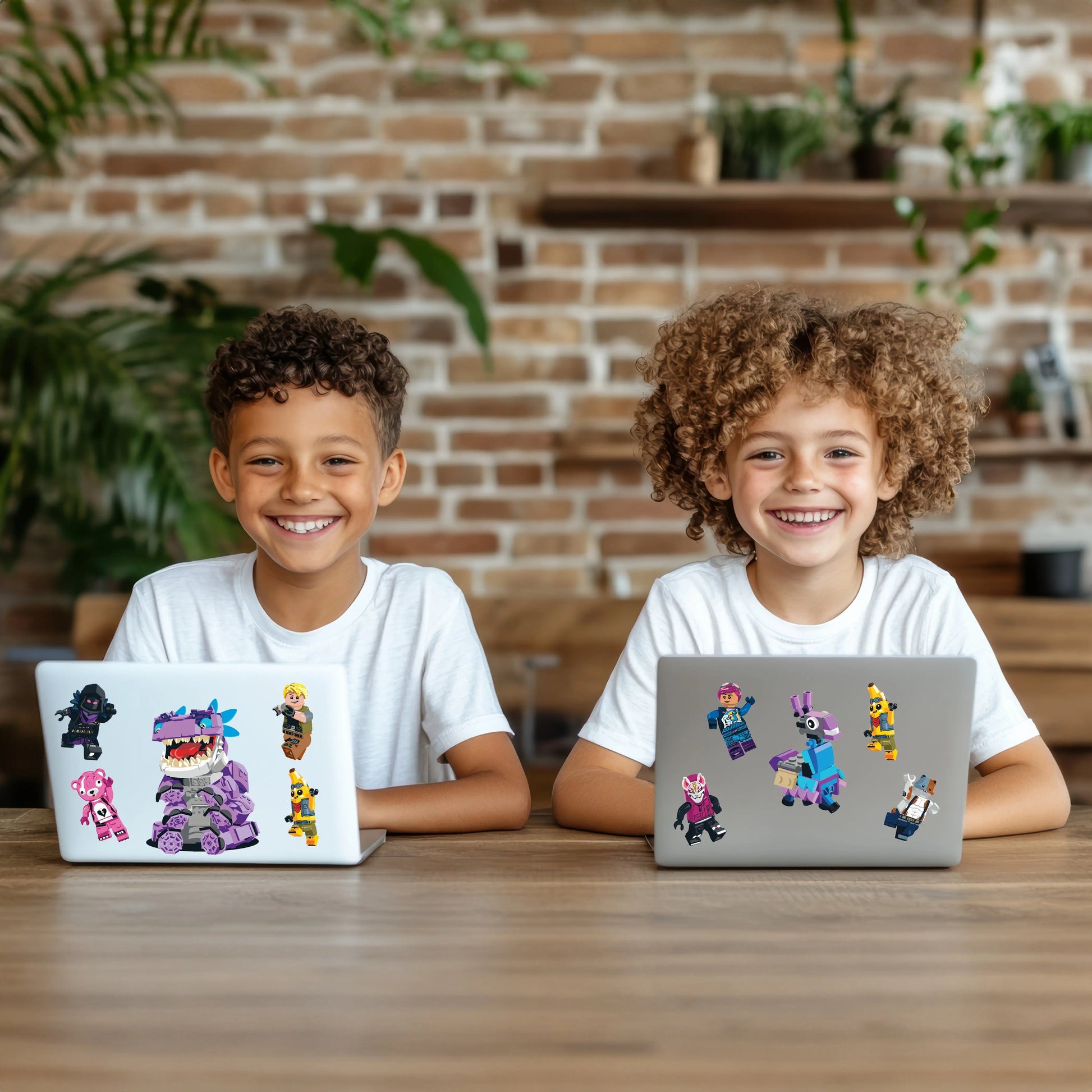 LEGO® Fortnite® Sticker - Llama (53726) 