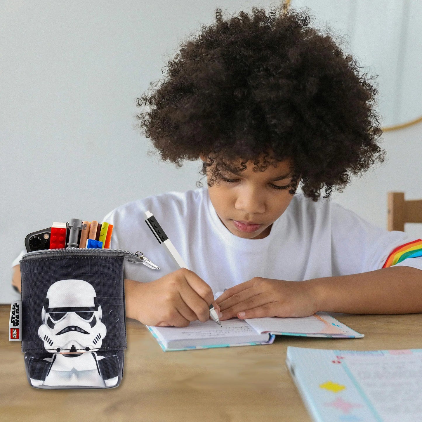 LEGO Star Wars Pop Up Pencil Case - Stormtrooper & Han Solo (53461) IQ Hong Kong, Ltd.