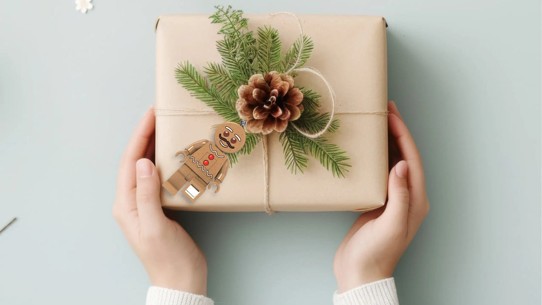 LEGO Minifigures Keychain Light - Gingerbread Man (KE182H) IQ Hong Kong, Ltd.