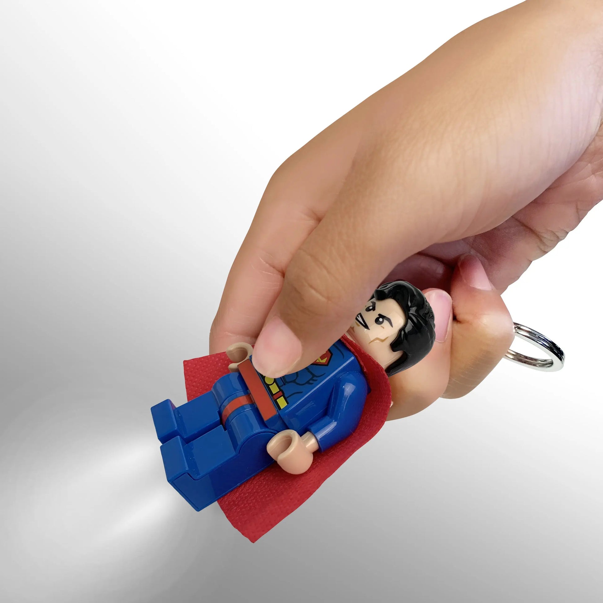 LEGO DC Super Heroes Keychain Light - Superman (KE39H) IQ Hong Kong, Ltd.