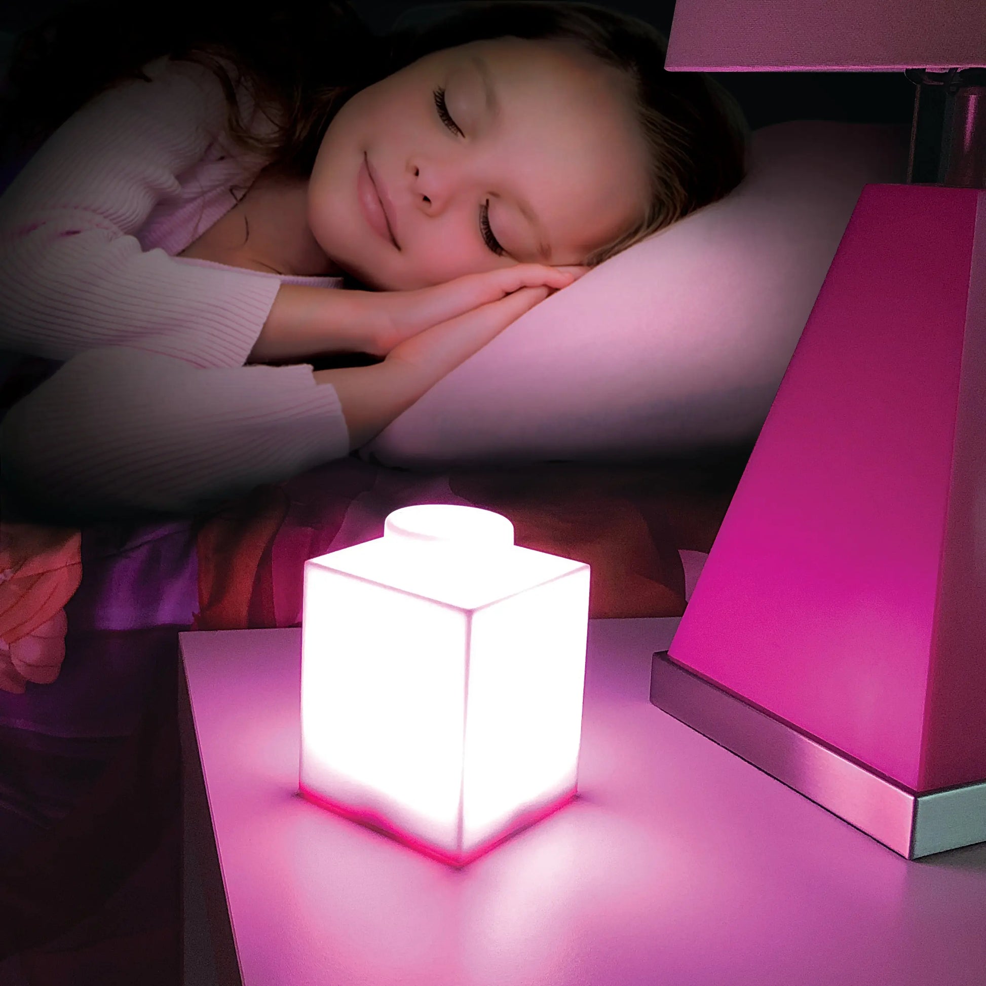 LEGO Classic 1x1 Silicone Brick Night Light - Pink IQ Hong Kong, Ltd.